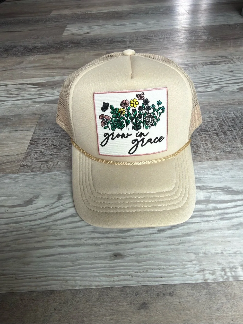 Grow in Grace Beige Womens Trucker Hat